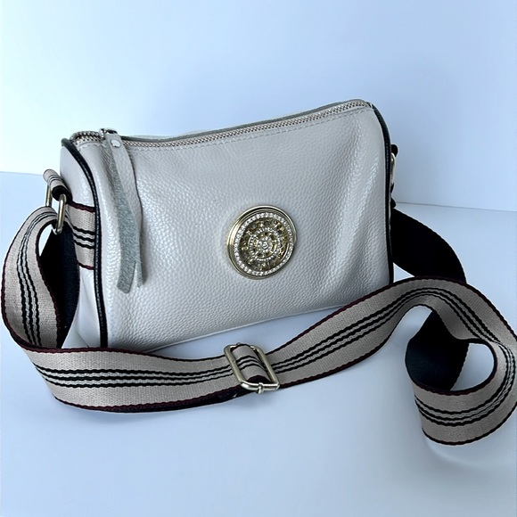 💥SALE💥 Leather Cross Body Bag - Picture 2 of 6